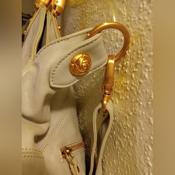 Rough Roses Handbag Dove Gray Satchel/Crossbody w/ Gold tone Hardware - Picture 11 of 16